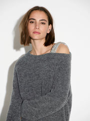 Dante 6 OFF-SHOULDER TRUI
€ 199,00
Dante6-Yonka off-shoulder trui met strassdetail