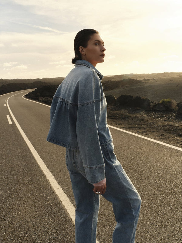 Dante6-Talisa boxy denim shirt met capevorm