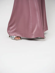 Dante 6
WIDE LEG BROEK
€ 189,00
Dante6-Onique wide leg broek in satijn look