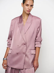 Dante 6 SATIJNEN BLAZER
€ 249,00
Dante6-Sevigny double-breasted satijnen blazer
Kleur: Mauve